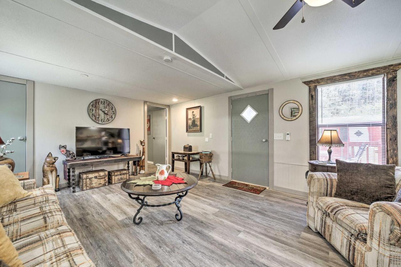 Smoky Mountain Vacation Rental With Hot Tub And Kayaks Whittier Buitenkant foto
