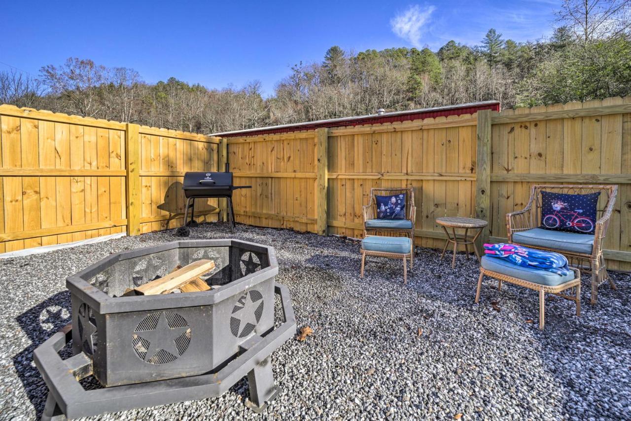 Smoky Mountain Vacation Rental With Hot Tub And Kayaks Whittier Buitenkant foto