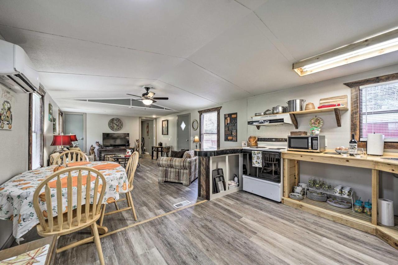Smoky Mountain Vacation Rental With Hot Tub And Kayaks Whittier Buitenkant foto