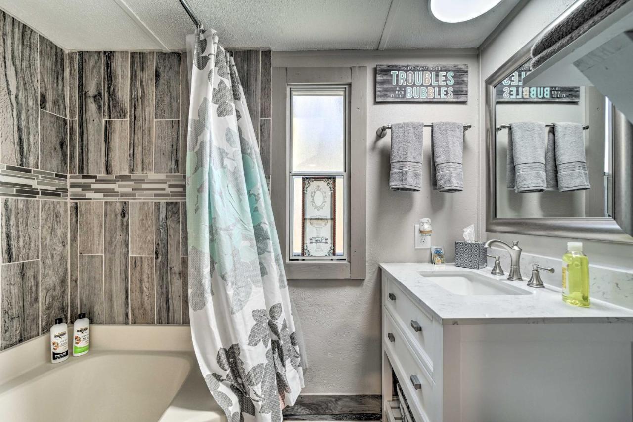 Smoky Mountain Vacation Rental With Hot Tub And Kayaks Whittier Buitenkant foto